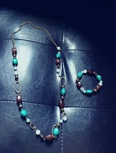 Necklace w/ Bracelet